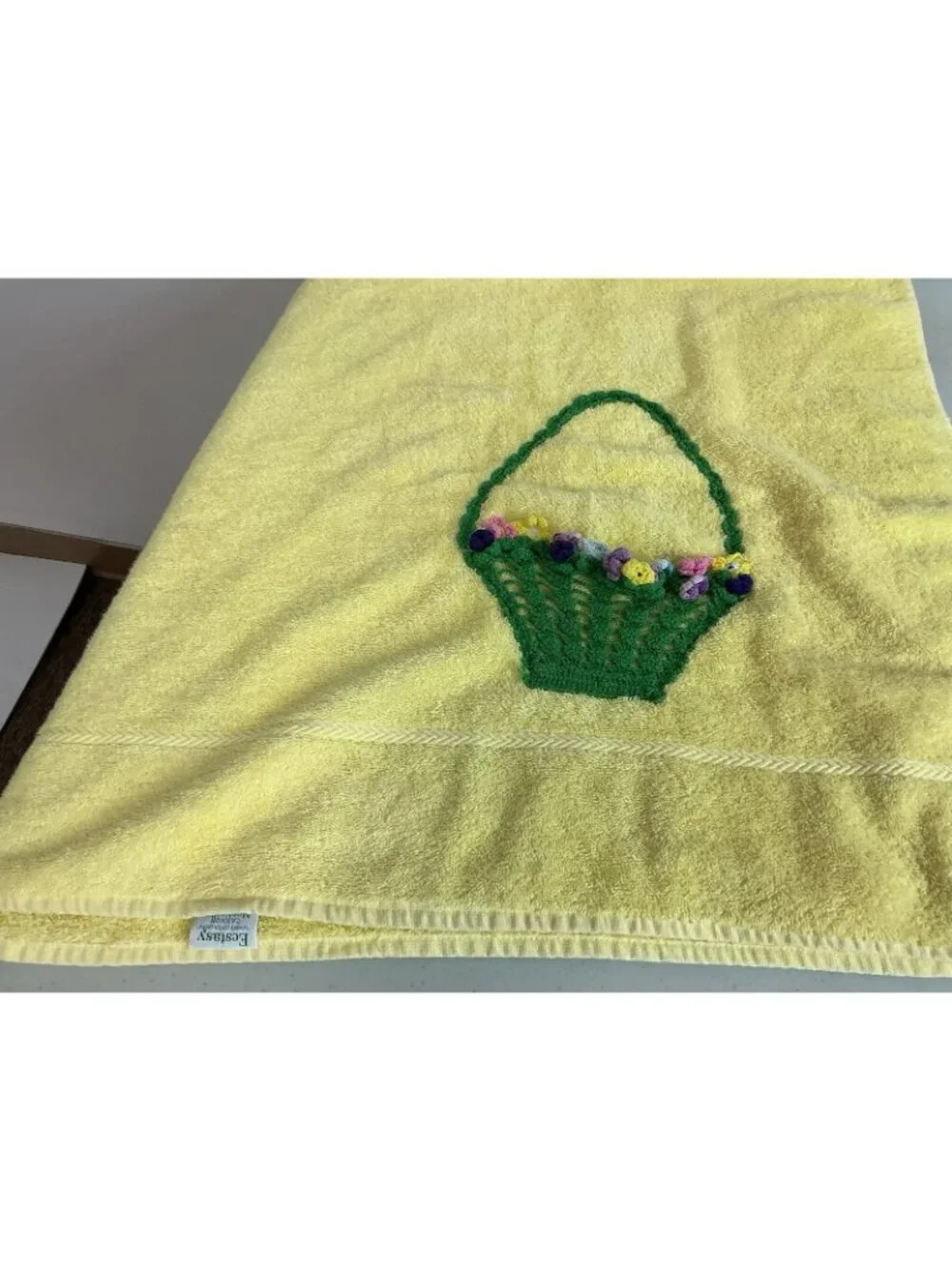 Vintage Cannon Yellow Bath Towel Floral Basket Embroidered